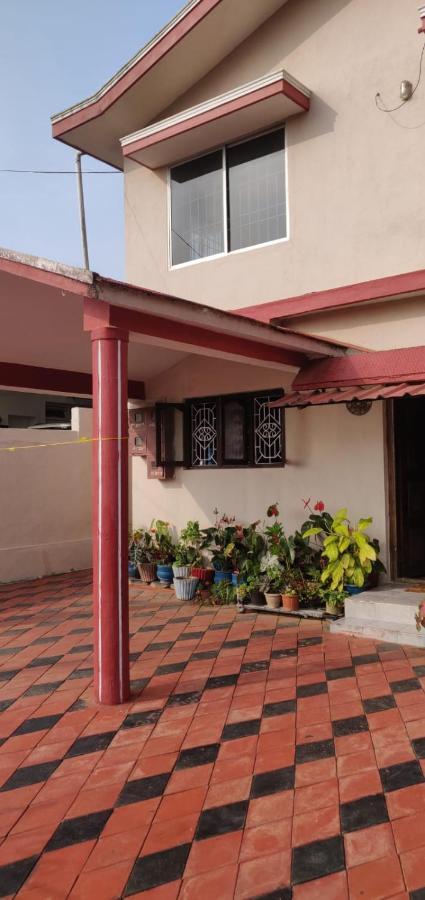 Giri'S Homestay Madikeri Exterior photo